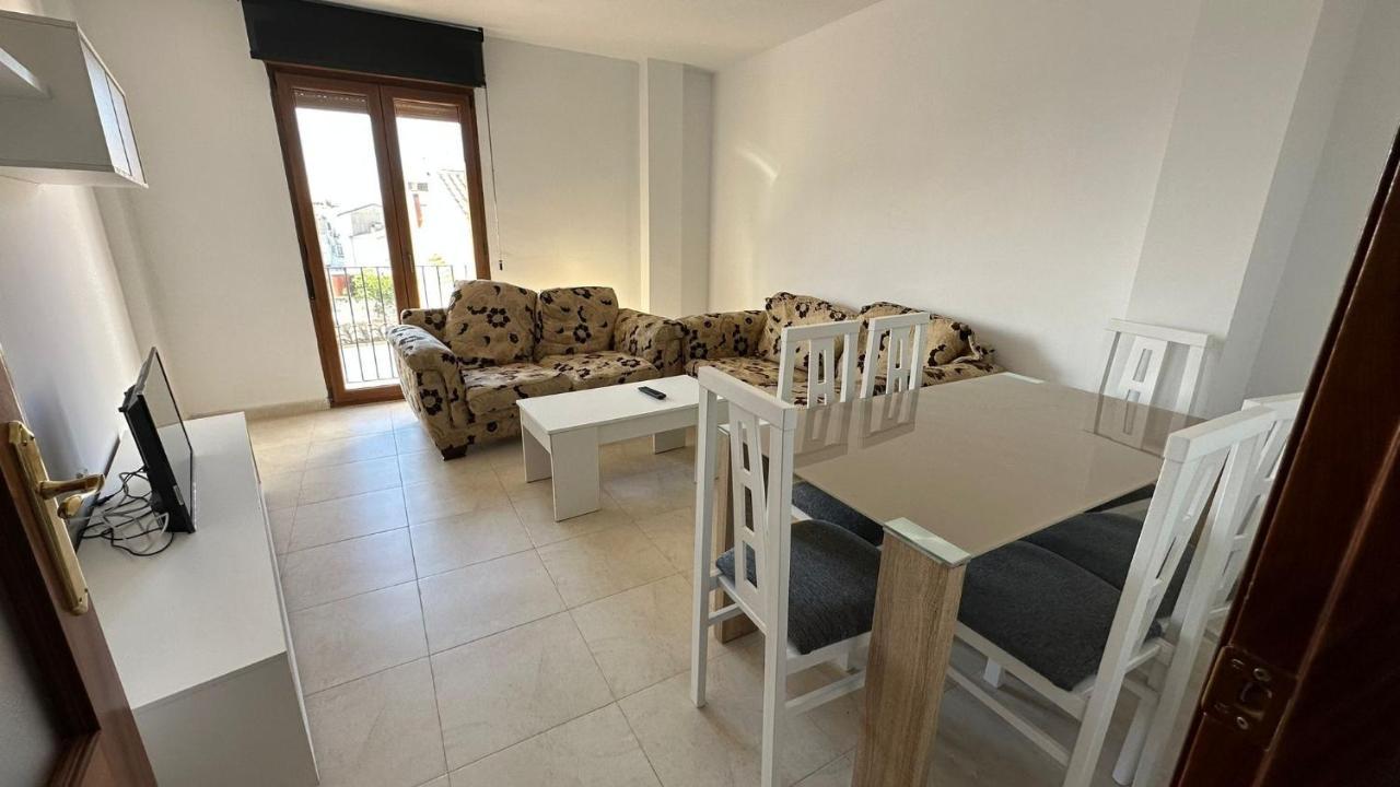 Apartamento El Carmen Баеза Екстериор снимка